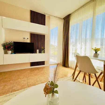 One Apartment Sunny Beach